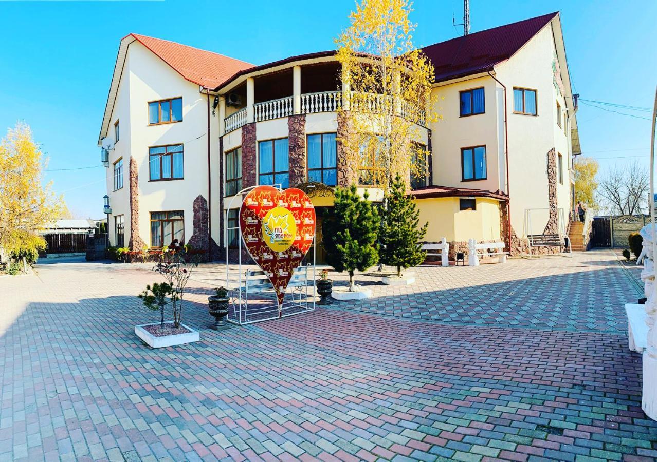 Pid Yavorom Hotel Drogomirchany Екстериор снимка