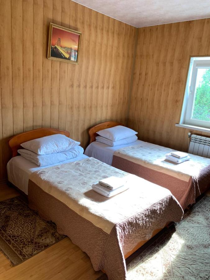 Pid Yavorom Hotel Drogomirchany Екстериор снимка