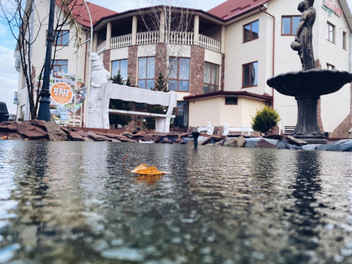 Pid Yavorom Hotel Drogomirchany Екстериор снимка