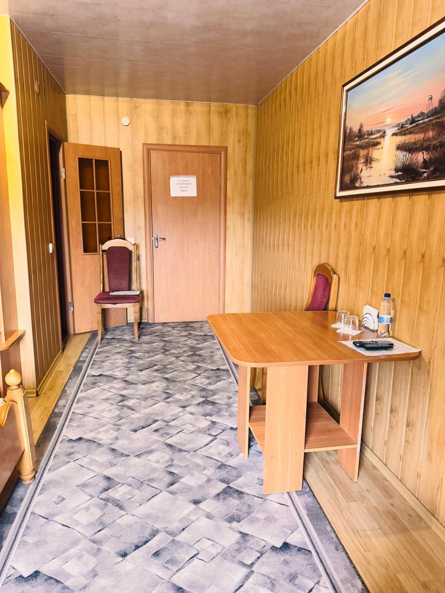 Pid Yavorom Hotel Drogomirchany Екстериор снимка