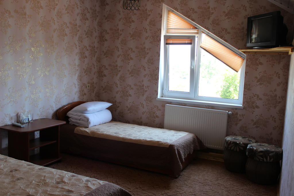Pid Yavorom Hotel Drogomirchany Стая снимка