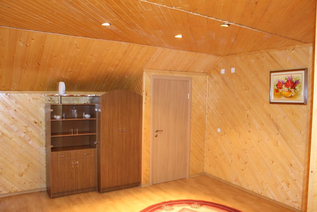 Pid Yavorom Hotel Drogomirchany Стая снимка