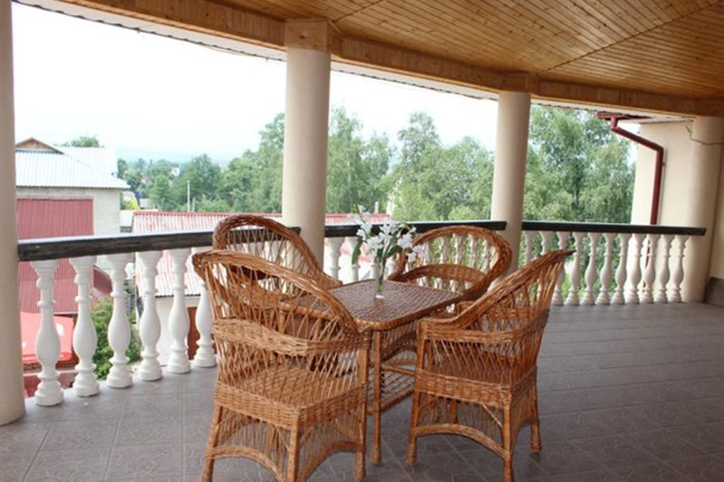 Pid Yavorom Hotel Drogomirchany Екстериор снимка