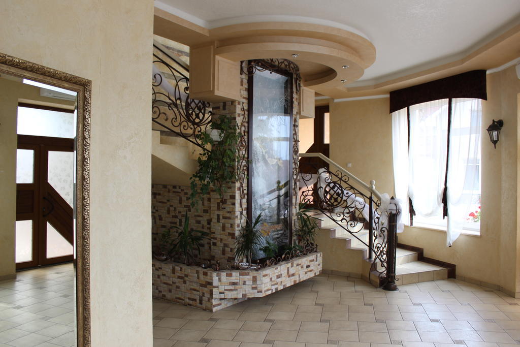 Pid Yavorom Hotel Drogomirchany Екстериор снимка